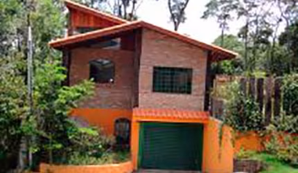Cond. fechado de 280m² com 5 quartos em Chácara Santa Martha