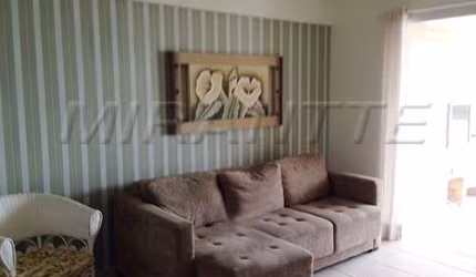 Apartamento de 75m² com 2 quartos em CENTRO