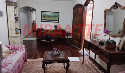 Sobrado de 180m² com 3 quartos em Tremembe
