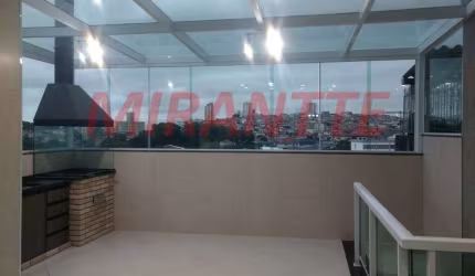 Sobrado de 299m² com 3 quartos em Vila Nivi
