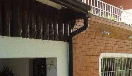 Sobrado com 3 quartos em Horto Florestal