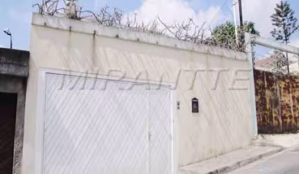 Sobrado de 222m² com 3 quartos em Tremembe