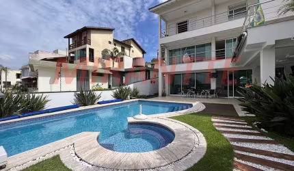 Sobrado de 540m² com 4 quartos em Vila Irmaos Arnoni