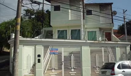 Sobrado de 150m² com 3 quartos em Vila Nivi