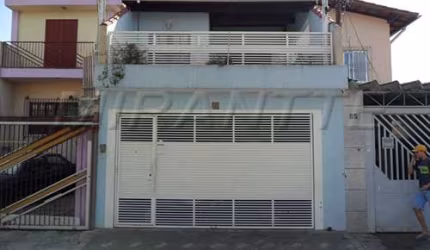 Sobrado de 180m² com 4 quartos em Vila Nova Cachoeirinha