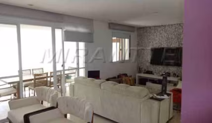 Apartamento de 121m² com 3 quartos em Santana