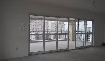 Apartamento de 264m² com 4 quartos em Santa Terezinha