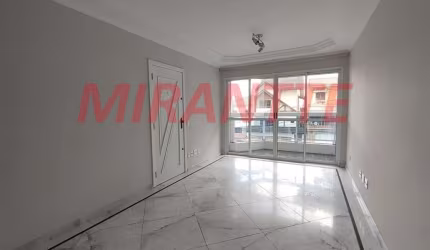 Apartamento de 96m² com 3 quartos em Água Fria