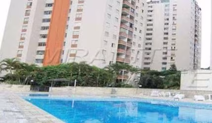 Apartamento de 82m² com 3 quartos em Barro Branco