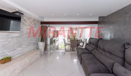 Sobrado de 435m² com 5 quartos em Jardim Bibi