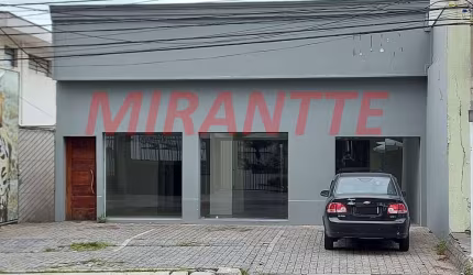 Comercial de 393m² em Água Fria