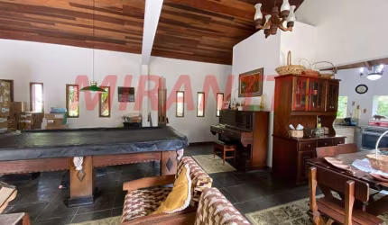 Sobrado de 237m² com 3 quartos em Serra da Cantareira