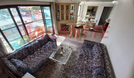 Apartamento de 132m² com 3 quartos em Santa Terezinha