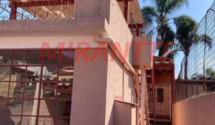 Sobrado de 150m² com 3 quartos em Tremembe