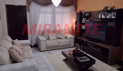 Sobrado de 170m² com 3 quartos em Vila Sabrina