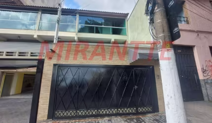 Sobrado de 175m² com 3 quartos em Vila Maria