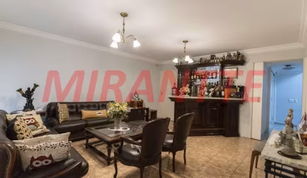 Sobrado de 470m² com 5 quartos em Barro Branco