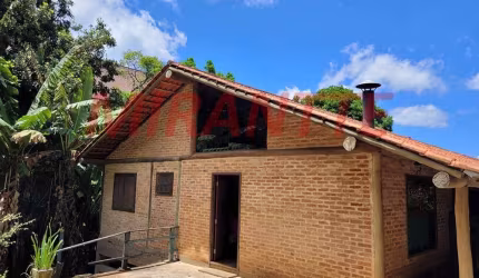 Casa terrea de 200m² com 2 quartos em Serra Da Cantareira