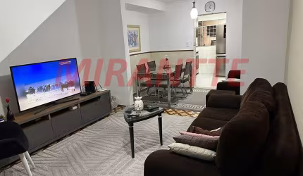 Sobrado de 165m² com 3 quartos em Cachoeirinha