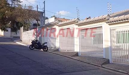 Casa terrea de 237m² com 3 quartos em Jardim Floresta