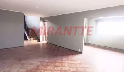 Sobrado de 227m² com 3 quartos em Jardim Laranjeiras