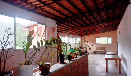 Sobrado de 315m² com 3 quartos em Vila Aurora