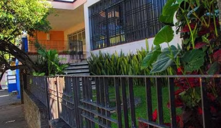 Sobrado de 202m² com 3 quartos em Vila Nova Mazzei