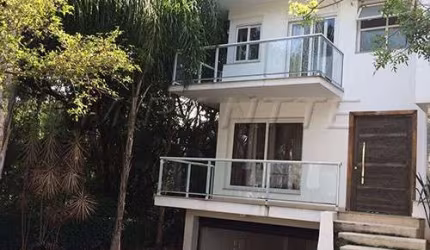 Sobrado de 365m² com 3 quartos em Tucuruvi