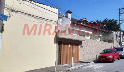 Sobrado de 2000m² com 3 quartos em Lauzane Paulista