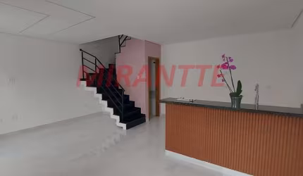 Sobrado de 104m² com 3 quartos em Parque Vitoria