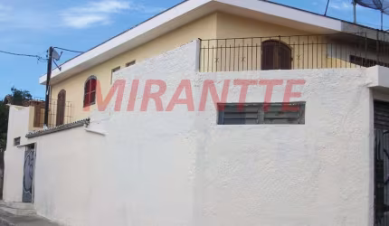 Sobrado de 222m² com 3 quartos em Vila Nova Galvão