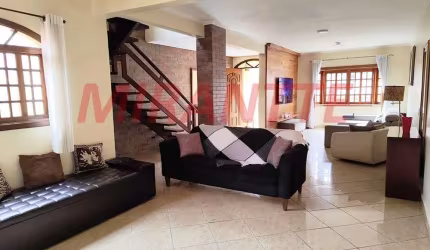 Sobrado de 341m² com 3 quartos em Jardim São Paulo