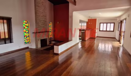 Sobrado de 444m² com 3 quartos em Vila Irmaos Arnoni