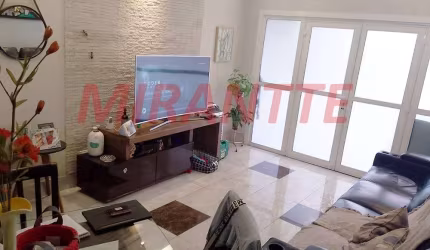 Sobrado de 240m² com 3 quartos em Vila Gustavo