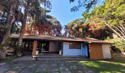 Casa terrea de 300m² com 3 quartos em Serra Da Cantareira