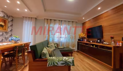 Sobrado de 330m² com 4 quartos em Jardim Peri