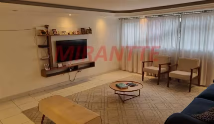 Sobrado de 166m² com 3 quartos em Vila Constança