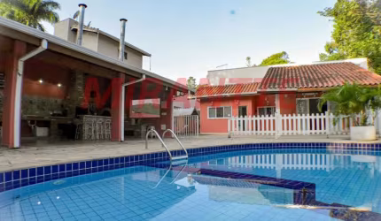 Casa terrea de 454m² com 4 quartos em Alpes de Caieiras