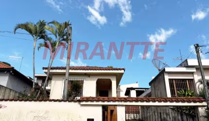 Casa terrea de 82m² com 2 quartos em Água Fria