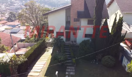 Sobrado de 350m² com 3 quartos em Jardim Do Golfe I