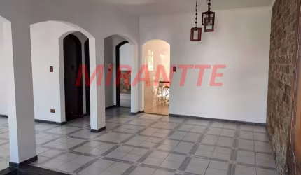 Sobrado de 220m² com 4 quartos em Vila Nova Mazzei