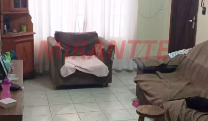 Sobrado de 131m² com 3 quartos em Jardim Joamar