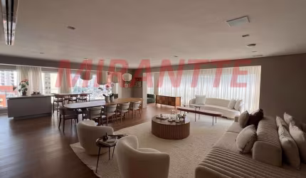 Apartamento de 265m² com 4 quartos em Santana