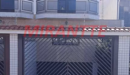 Sobrado de 280m² com 5 quartos em Vila Santa Teresinha