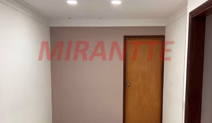 Sobrado de 295m² com 6 quartos em Vila Aurora