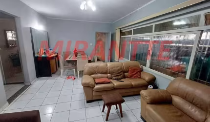 Sobrado de 240m² com 3 quartos em Vila Medeiros