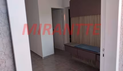 Apartamento de 45m² com 2 quartos em Vila Mazzei