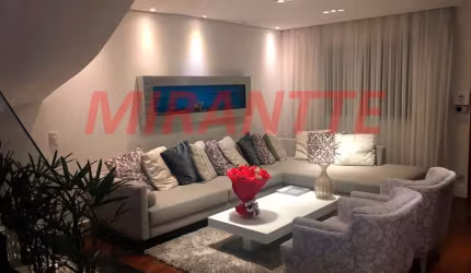 Sobrado de 265m² com 4 quartos em Jardim Virginia Bianca