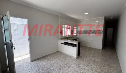 Casa terrea de 54m² com 2 quartos em Terra Preta (Terra Preta)