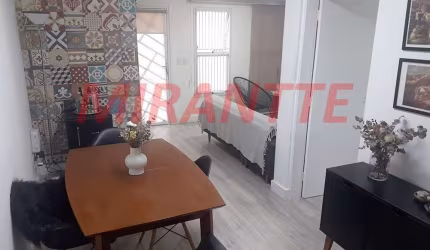 Cond. fechado de 157m² com 3 quartos em Chora Menino